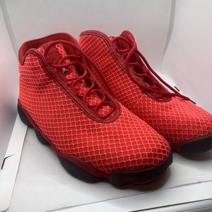 Jordan heritage gym red